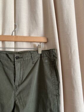 G1 goods Women's Olive Green Flat Front Pants